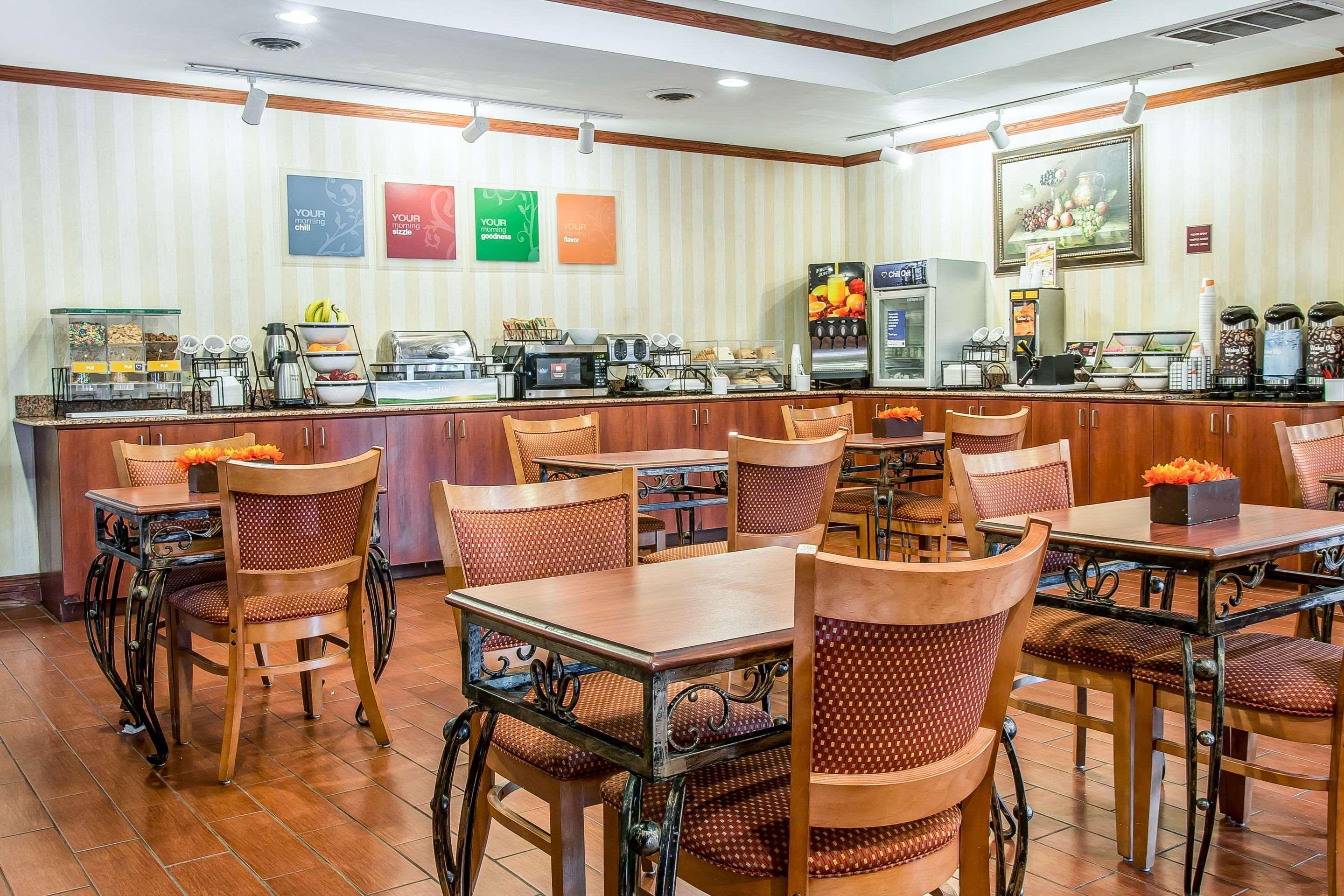 Quality Inn & Suites Ann Arbor Hwy 23 Luaran gambar