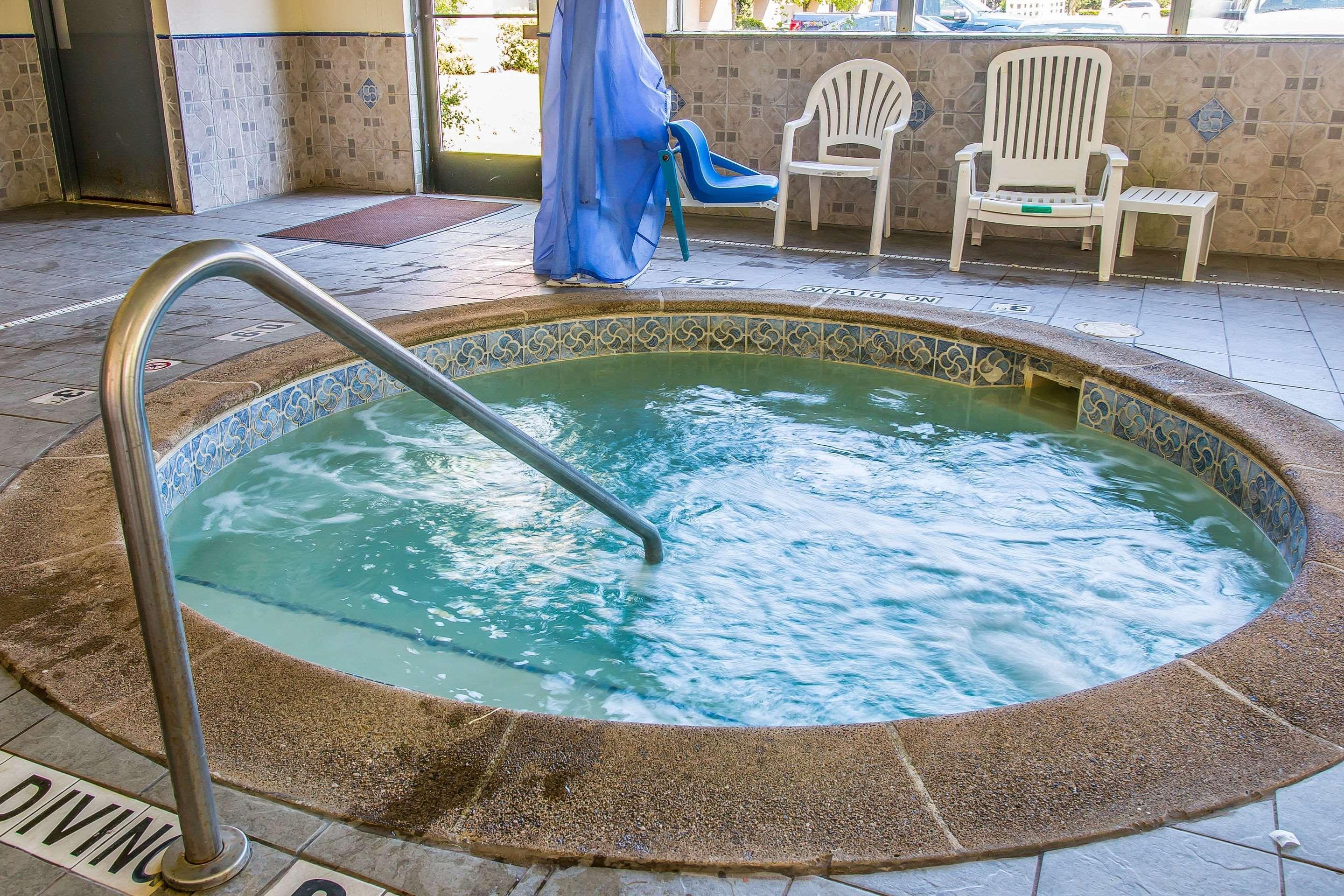 Quality Inn & Suites Ann Arbor Hwy 23 Luaran gambar