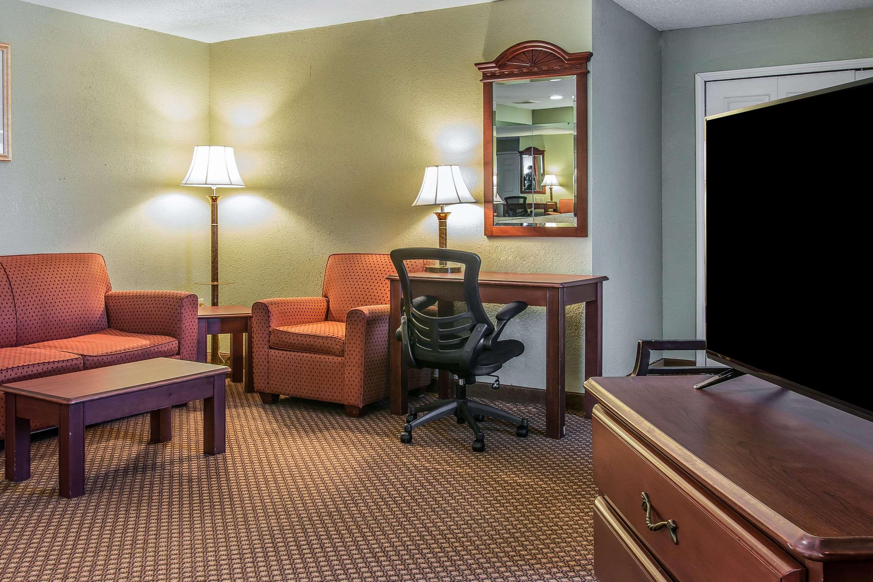 Quality Inn & Suites Ann Arbor Hwy 23 Luaran gambar