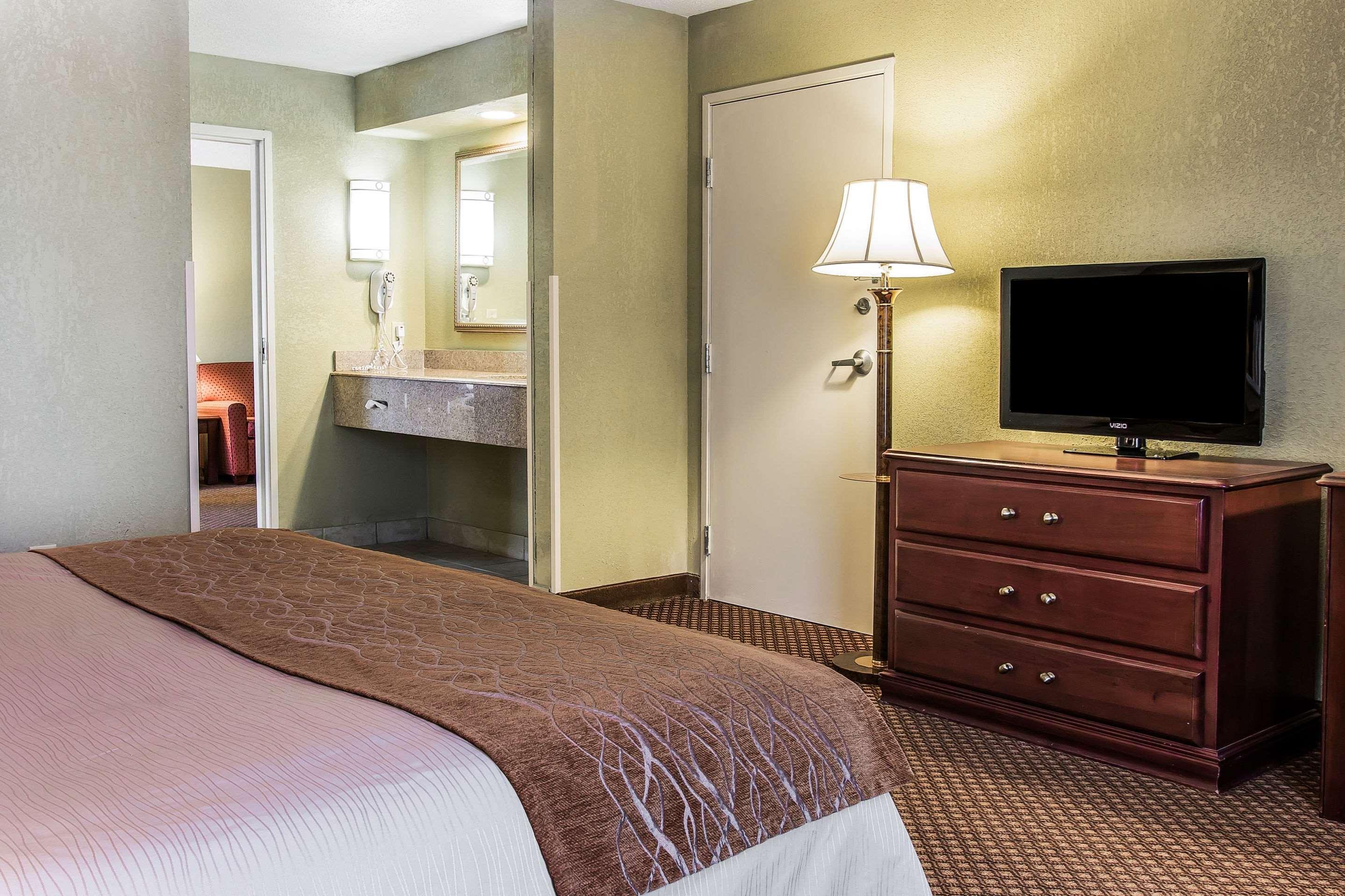 Quality Inn & Suites Ann Arbor Hwy 23 Luaran gambar