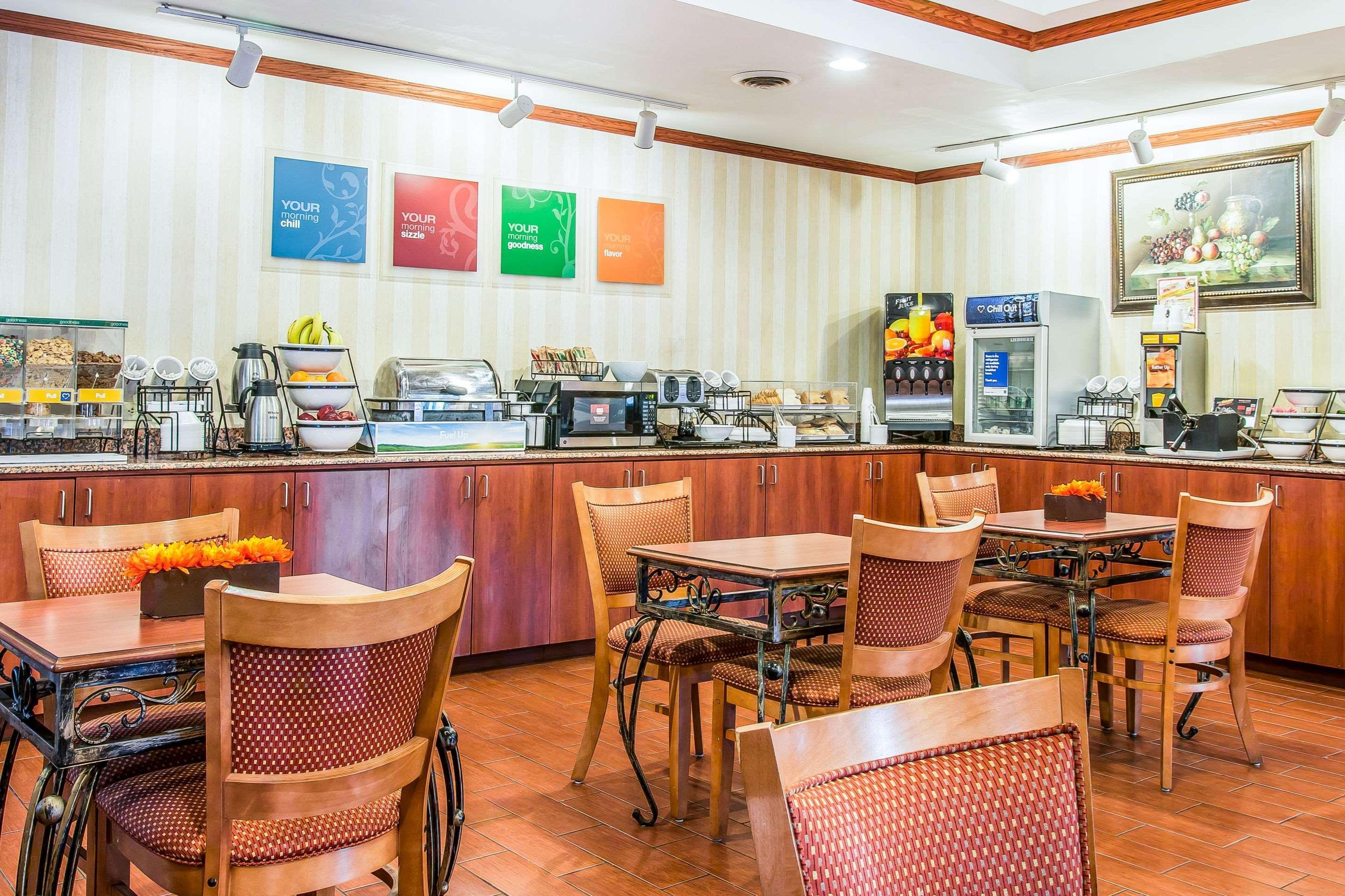 Quality Inn & Suites Ann Arbor Hwy 23 Luaran gambar
