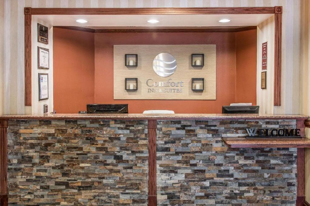 Quality Inn & Suites Ann Arbor Hwy 23 Luaran gambar